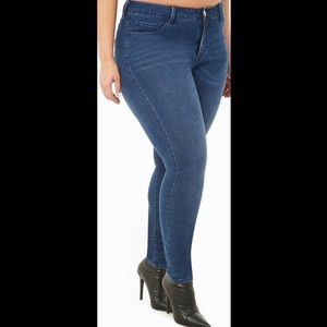 High waisted skinny jeans